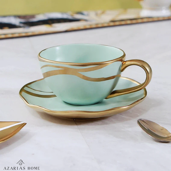 Conjunto Xícara de Chá Dubai em Porcelana Vitrificada com Alça e Borda Dourada – 50ml