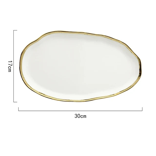 Conjunto de Louças em Cerâmica Preta e Branca com Borda Dourada – Elegância Atemporal com Design Esculpido
