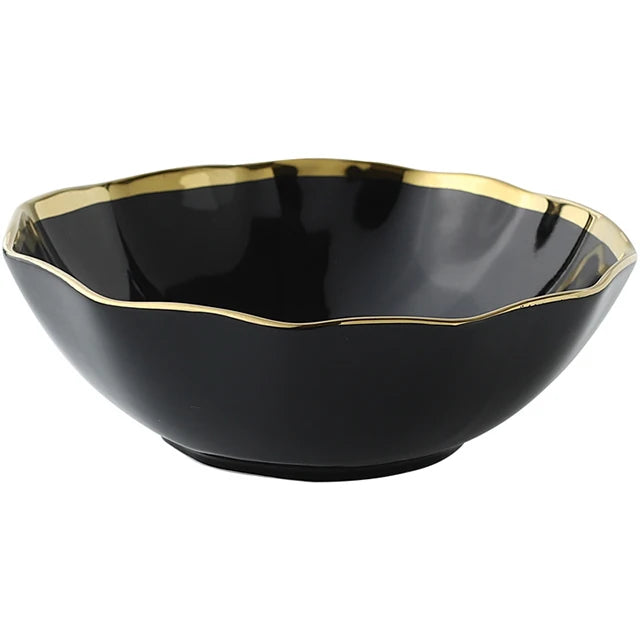 Conjunto de Louças em Cerâmica Preta e Branca com Borda Dourada – Elegância Atemporal com Design Esculpido