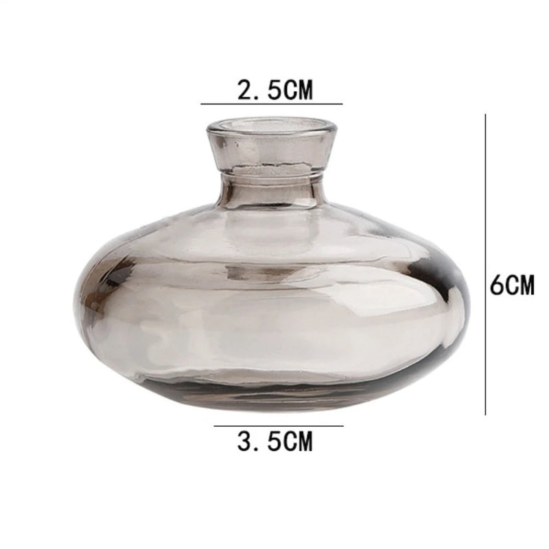 Mini Vaso de Vidro Transparente – Design Minimalista para Arranjos Delicados
