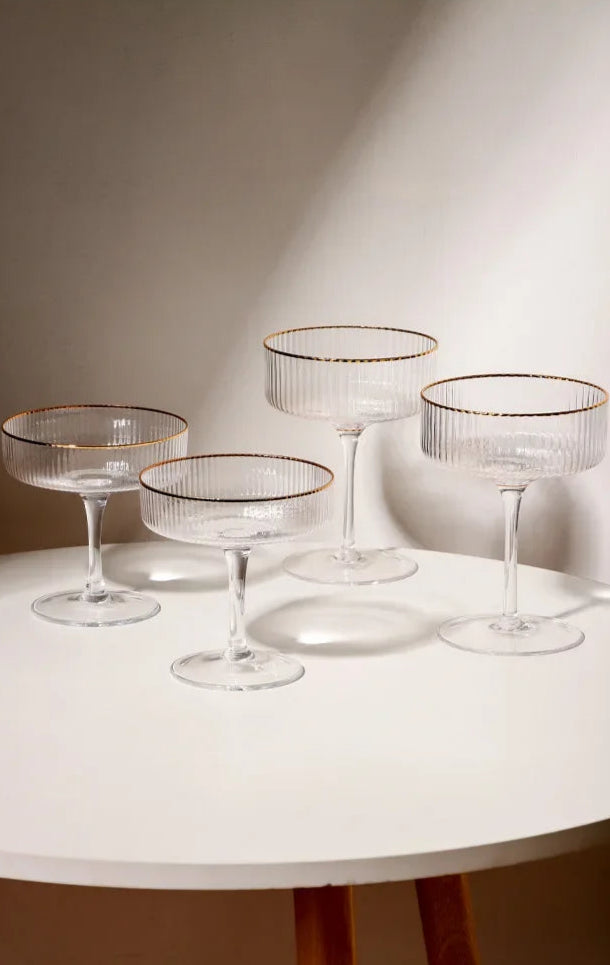 Taça Coupe de Vidro com Acabamento Canelado – Para Coquetéis, Sobremesas e Drinks Elegantes