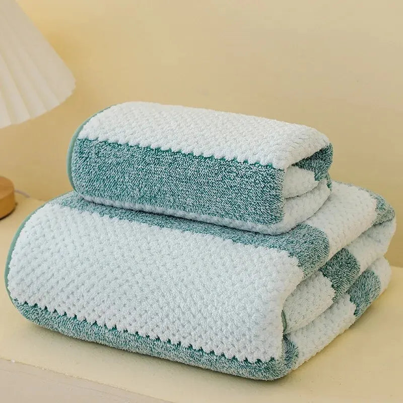 Toalha Multiuso Macia – Visual Algodão, Secagem Rápida e Cores Suaves