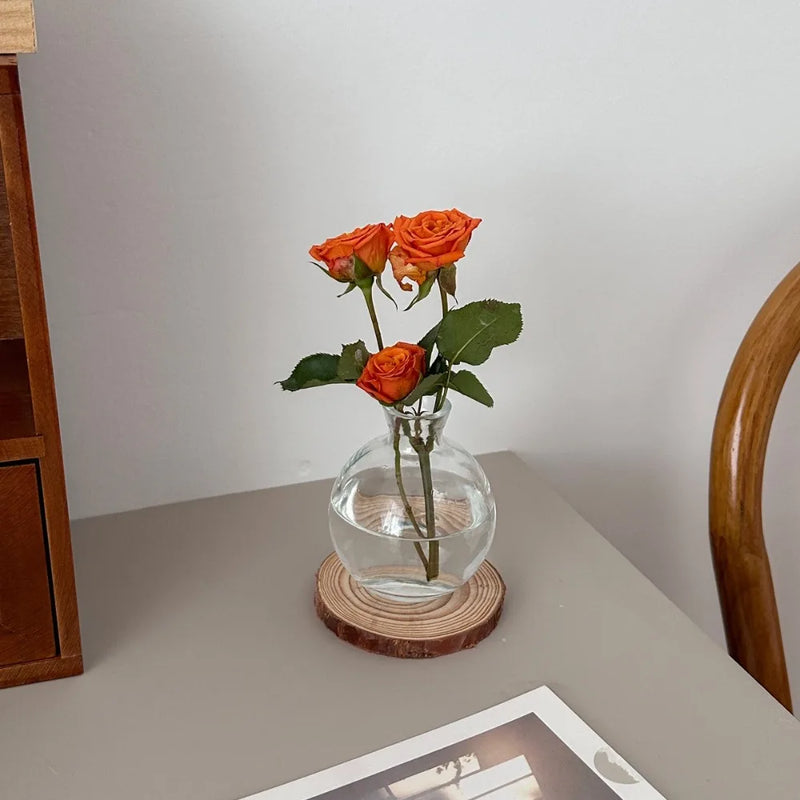 Mini Vaso de Vidro Transparente – Design Minimalista para Arranjos Delicados