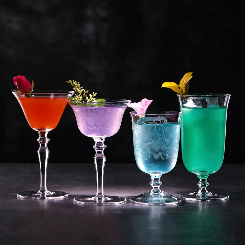 Taça de Coquetel em Cristal – Design Vintage para Drinks Autorais e Festas Elegantes