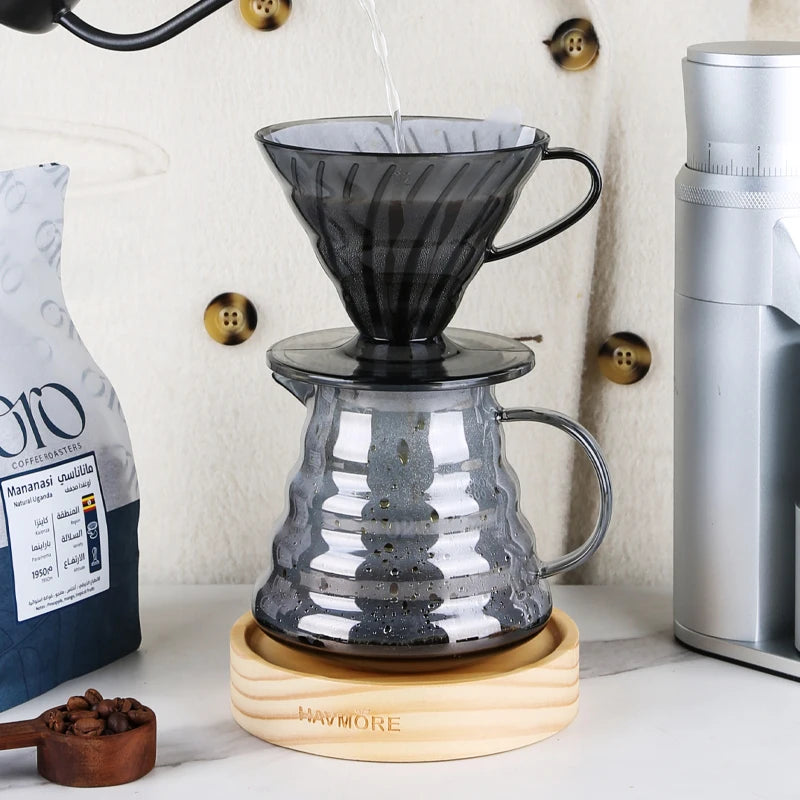 Coador de Café em Resina Preta – Estilo V60, Resistente ao Calor para 1 a 4 Xícaras