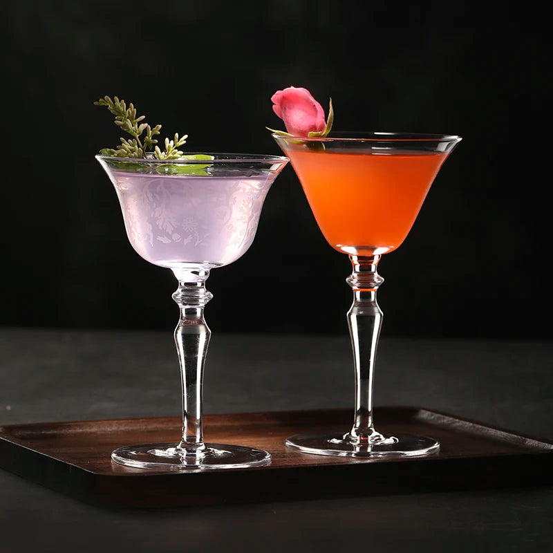 Taça de Coquetel em Cristal – Design Vintage para Drinks Autorais e Festas Elegantes